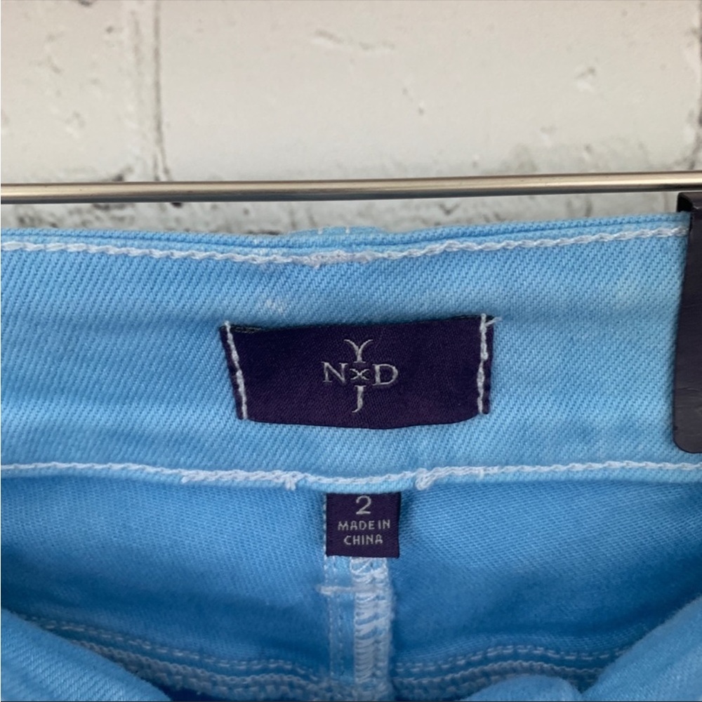 Women’s 2 NYDJ Kimora Stripe Stellar Blue Tie Dye Ankle Zip Jeans NWT - Picture 3 of 7
